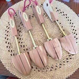 Rochester Shoe Tree Co. Cedar Split Toe Size Medium Dillard's M Lot Of 4 Wooden